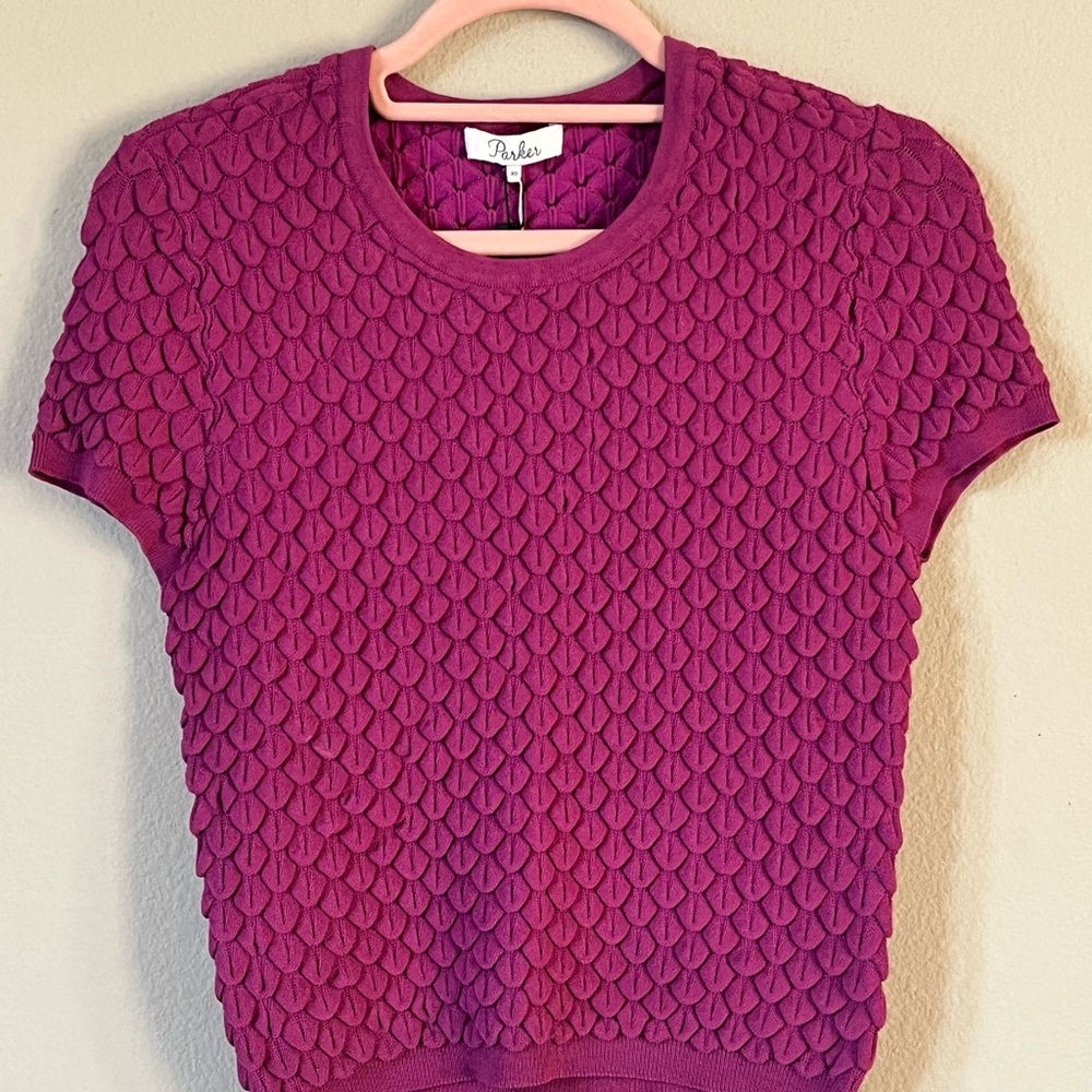 Parker Textured Scalloped Crew Neck Sweater Short Sleeve NWT Magenta Pink XS